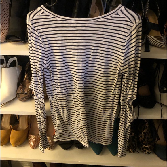 Express XS white and navy top - Picture 2 of 4